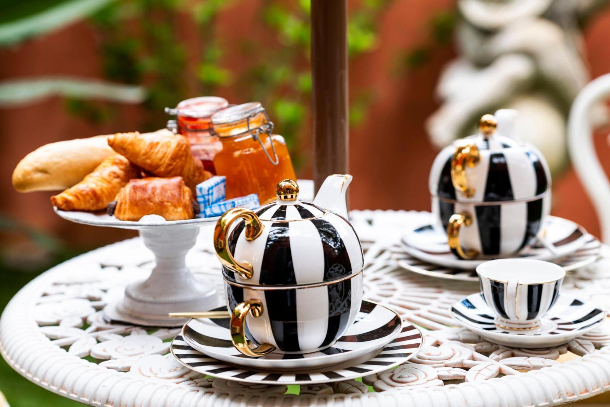 La Bravade Luxe Et Serenite Au Coeur De Saint-Tropez Suites Spacieuses Avec Jardin Enchanteur Buitenkant foto